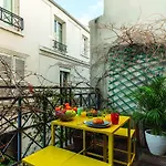 Close To Eiffel Tower - Family House
