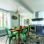 Close To Eiffel Tower - Family House