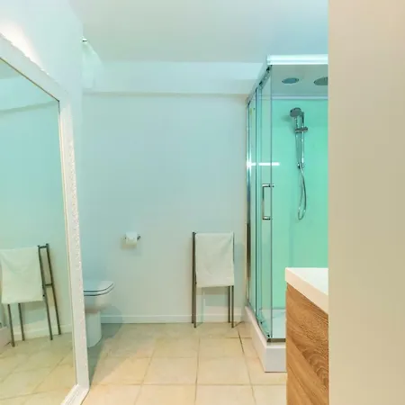 Apartment Close To Eiffel Tower - Family House *