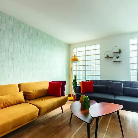 Close To Eiffel Tower - Family House Apartment