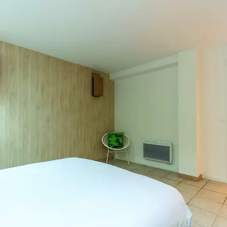 Appartamento Close To Eiffel Tower - Family House Parigi