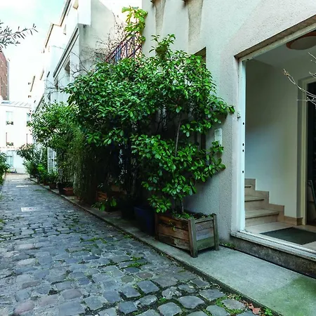 Close To Eiffel Tower - Family House * Paris